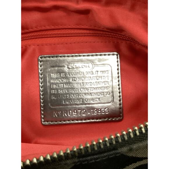 Coach Purse Women’s 1Size Small Canvas With C Logo Zipper 1 Handle Red Interior - Picture 9 of 10